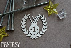 Чипборд Fantasy "Медаль в рамке 1066" размер 5,8*6,4 см