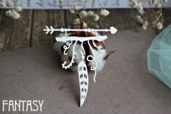 Чипборд Fantasy "Растяжка бохо с перьями 958" размер 7,5*7,5 см